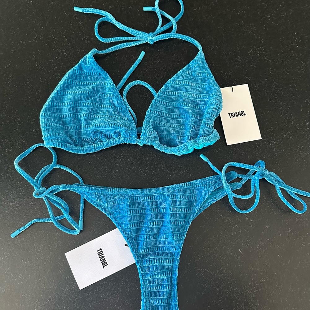 TRIANGL Vibrant Aqua Bikini Set
